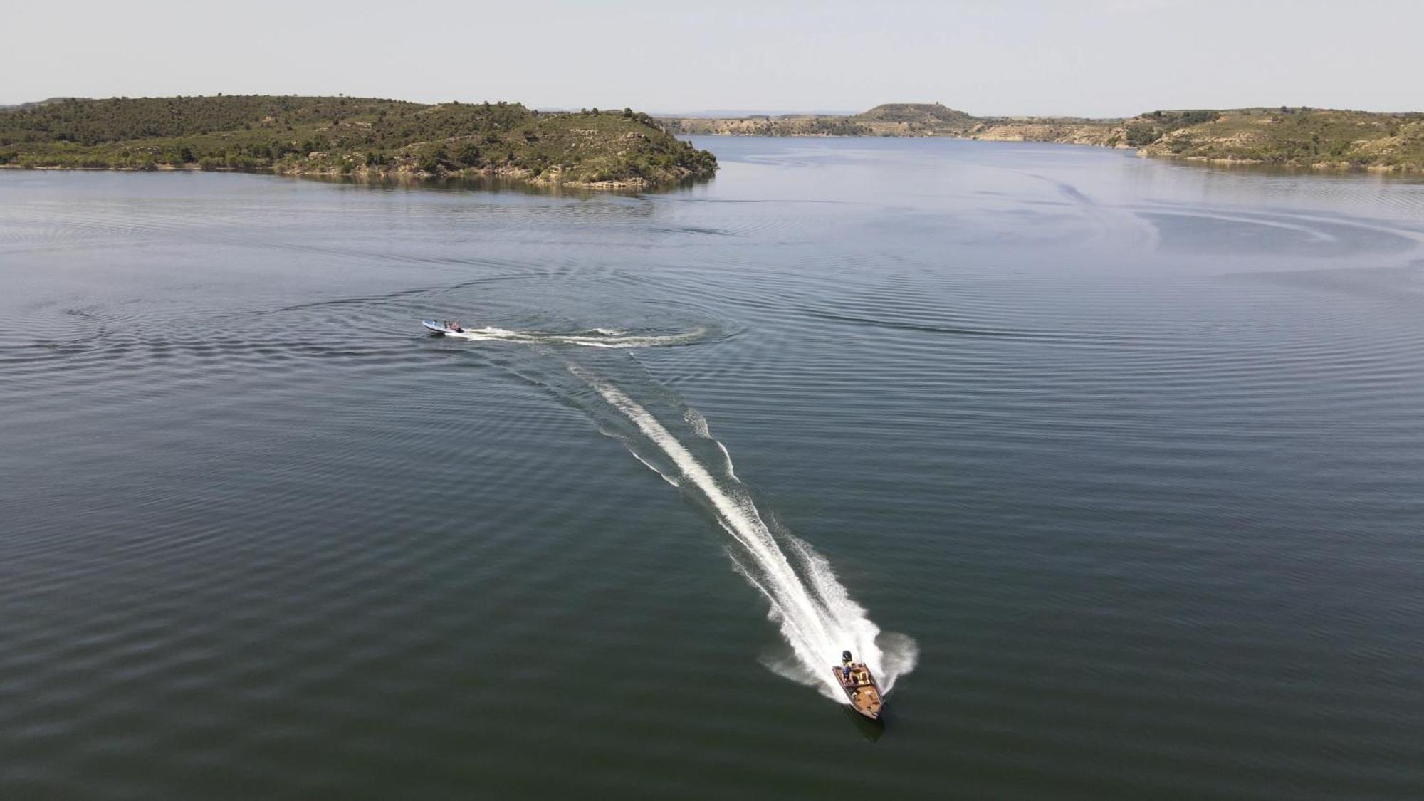 Taiga Lake Caspe Exterior photo